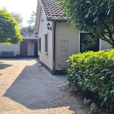 Bed and Breakfast Sleepzzz Heusden  Экстерьер фото