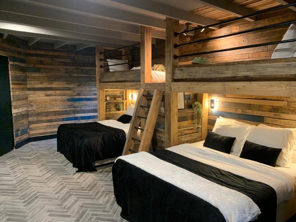 Bed and Breakfast Sleepzzz Heusden  Экстерьер фото