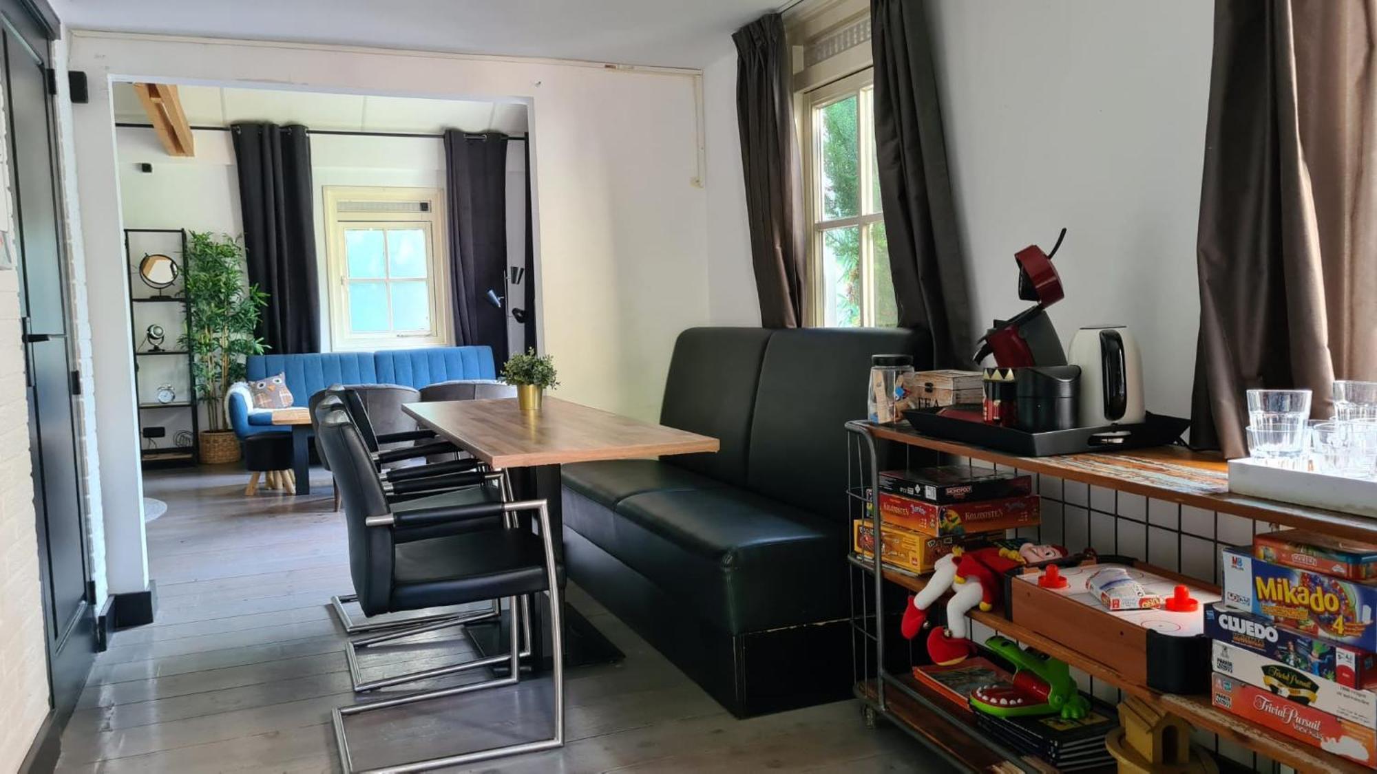 Bed and Breakfast Sleepzzz Heusden  Экстерьер фото